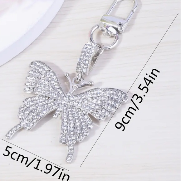 NEW Butterfly Silver Sparkle Rhinestone Bag Charm Keychain Ear Bud Accessory - Picture 2 of 2